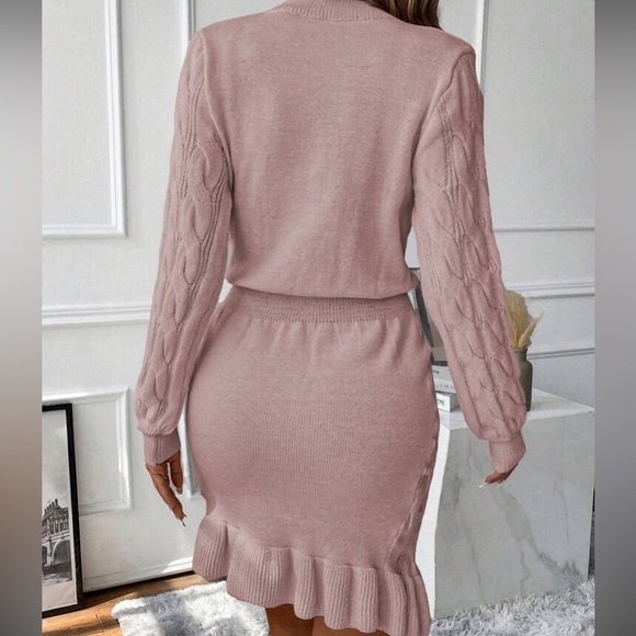 Cozy coffee brown ruffle hem cable knit sweater dress - Picture 12 of 16